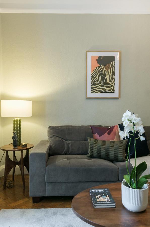 Chic 1 Bedroom Apartment In Bloomsbury, Sleeps 4 London Exterior foto